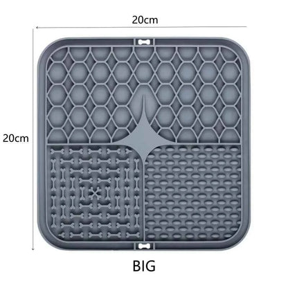 Lick mat for dogs by Zootly – photo 14